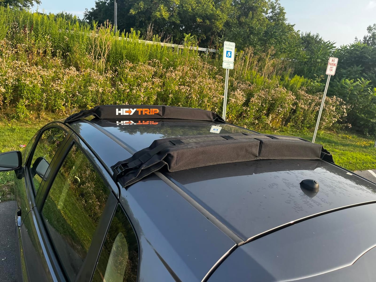 HEYTRIP Universal Soft Roof Rack Pads for Kayak/Surfboard/SUP/Canoe with 15FT Tie-Down Straps and Storage Bag customer photo 1