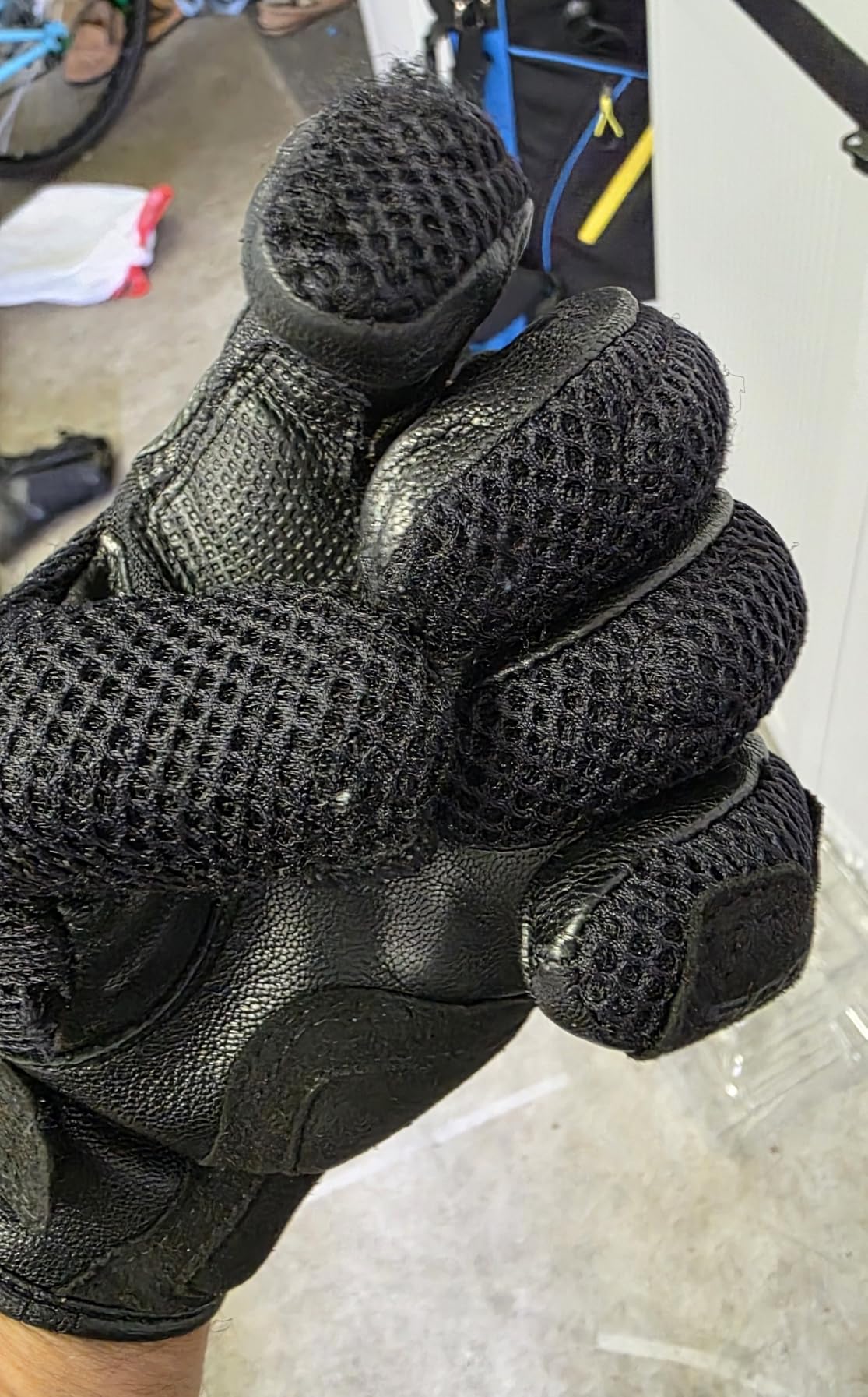 ScorpionEXO Vortex Air Motorcycle Riding Gloves Carbon Fiber Knuckles Touchscreen Compatible (Black - Large) customer photo 1