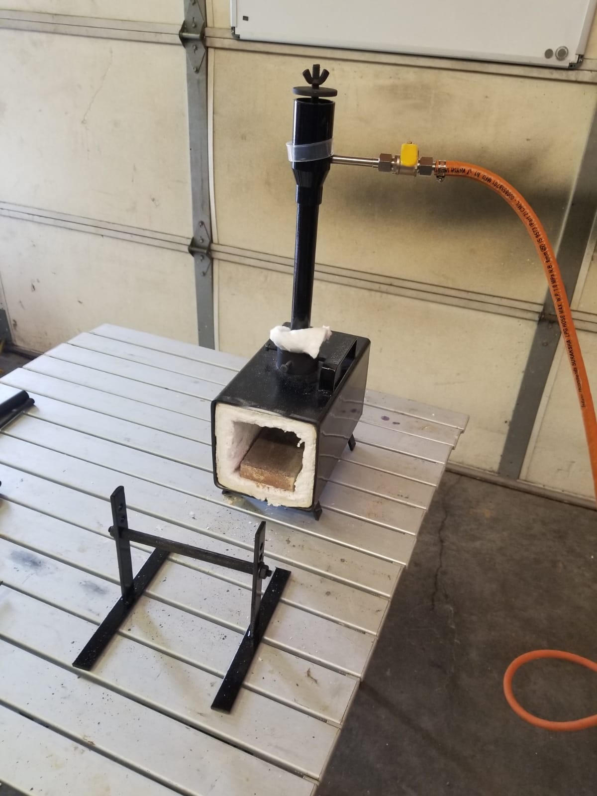 Simond Store - Single Burner Portable Metal Propane Forge - 2600F Rated | Blacksmith Forge - Ideal for Knife Making & Heat Treatment customer photo 1