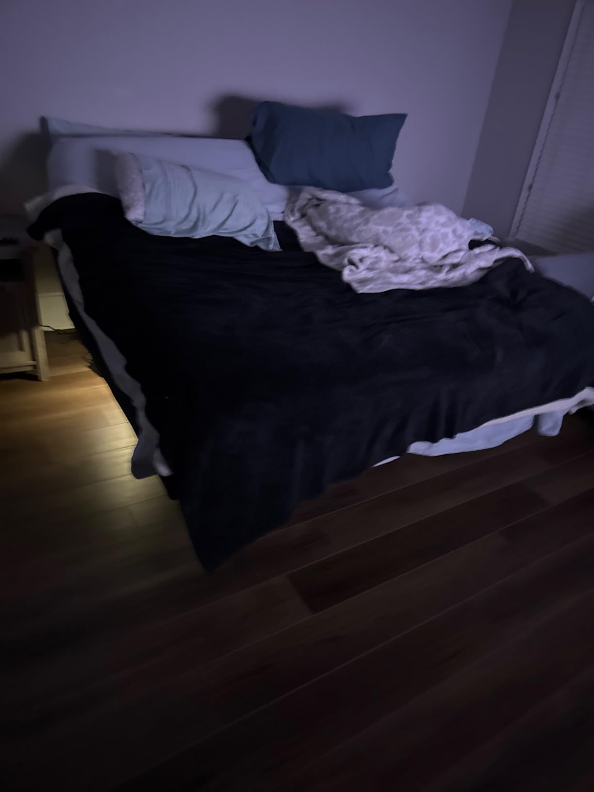 Nestl King Adjustable Bed Frame with Massage and Wireless Remote, Electric Base with Head and Foot Incline, Zero Gravity, USB Ports, Under Bed LED, No Box Spring Needed customer photo 2