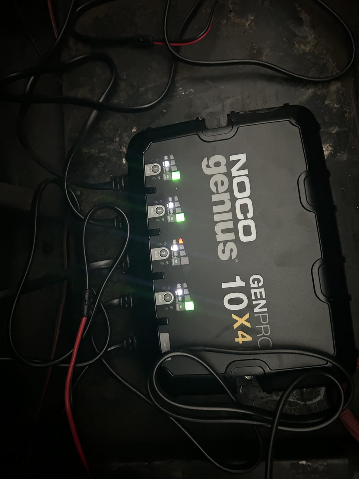 NOCO GENPRO10X4 12V 40A 4-Bank OnBoard Marine Battery Charger & Maintainer | Charges 4 Batteries at Once, IP68 Waterproof, Overcharge Protection, Temperature Compensation, For Lead-Acid & Lithium customer photo 1