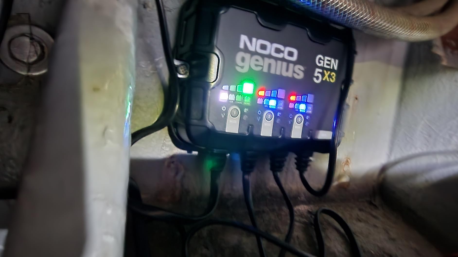 NOCO GEN5X3 12V 15A 3-Bank OnBoard Marine Battery Charger & Maintainer | Charges 3 Batteries at Once, IP68 Waterproof, Overcharge Protection, Temperature Compensation, For Lead-Acid & Lithium customer photo 2