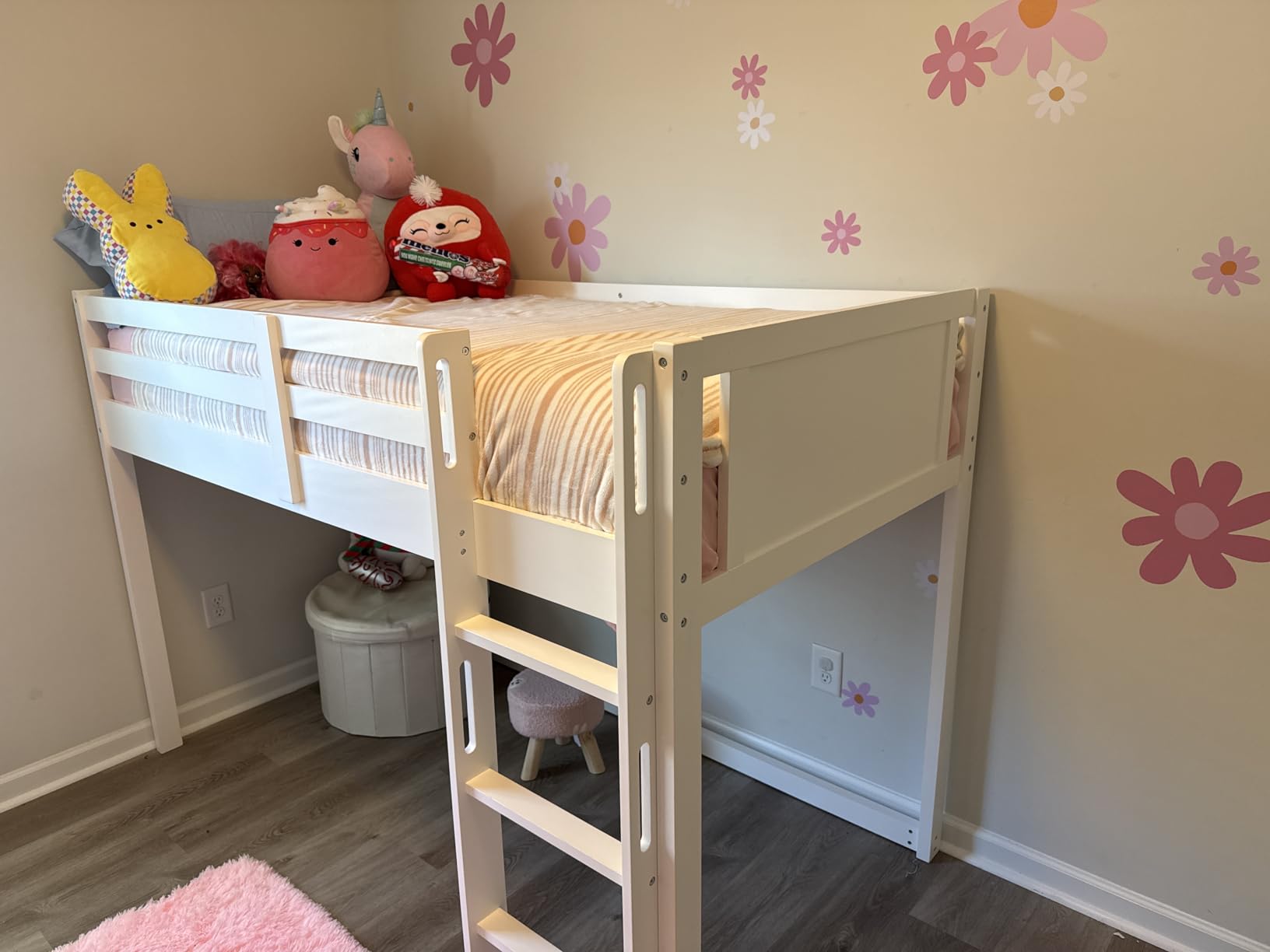 Delta Children Twin Loft Bed with Guardrail and Ladder (Coordinates with Loft Bed Tents Sold Separately), White customer photo 1