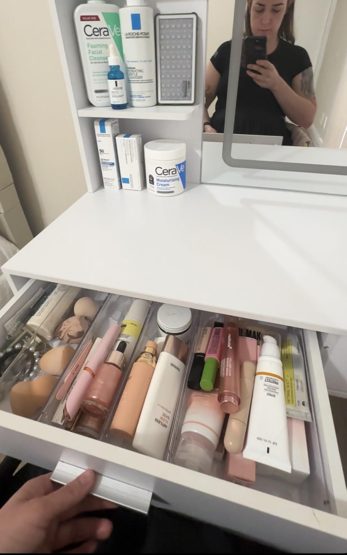 Vtopmart 25 PCS Clear Plastic Drawer Organizers Set, 4-Size Versatile Bathroom and Vanity Drawer Organizer Trays, Storage Bins for Makeup, Bedroom, Kitchen Gadgets Utensils and Office customer photo 1