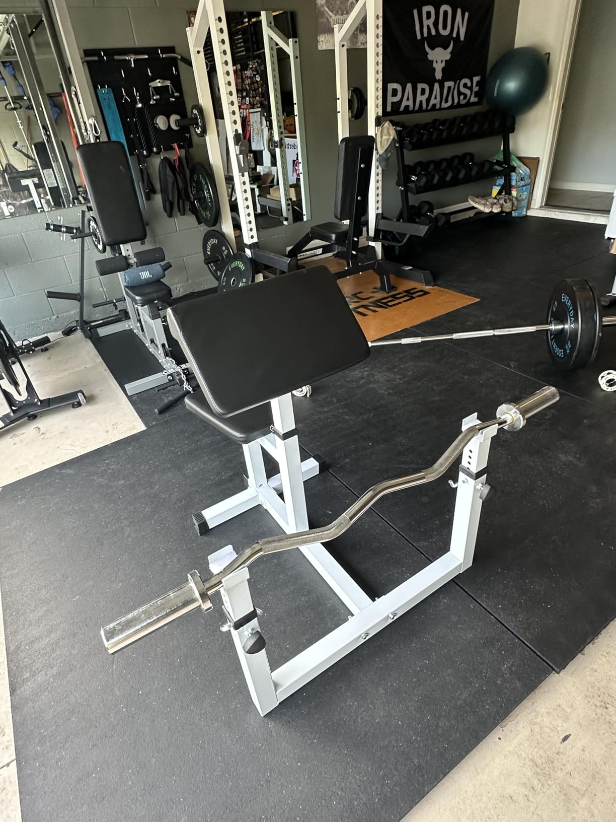 ANT MARCH Preacher Curl Weight Bench, Strength Training Max load 450LBS, Home Gym Fitness Equipment, Seated Arm Isolated Barbell Dumbbell Bicep Station customer photo 1
