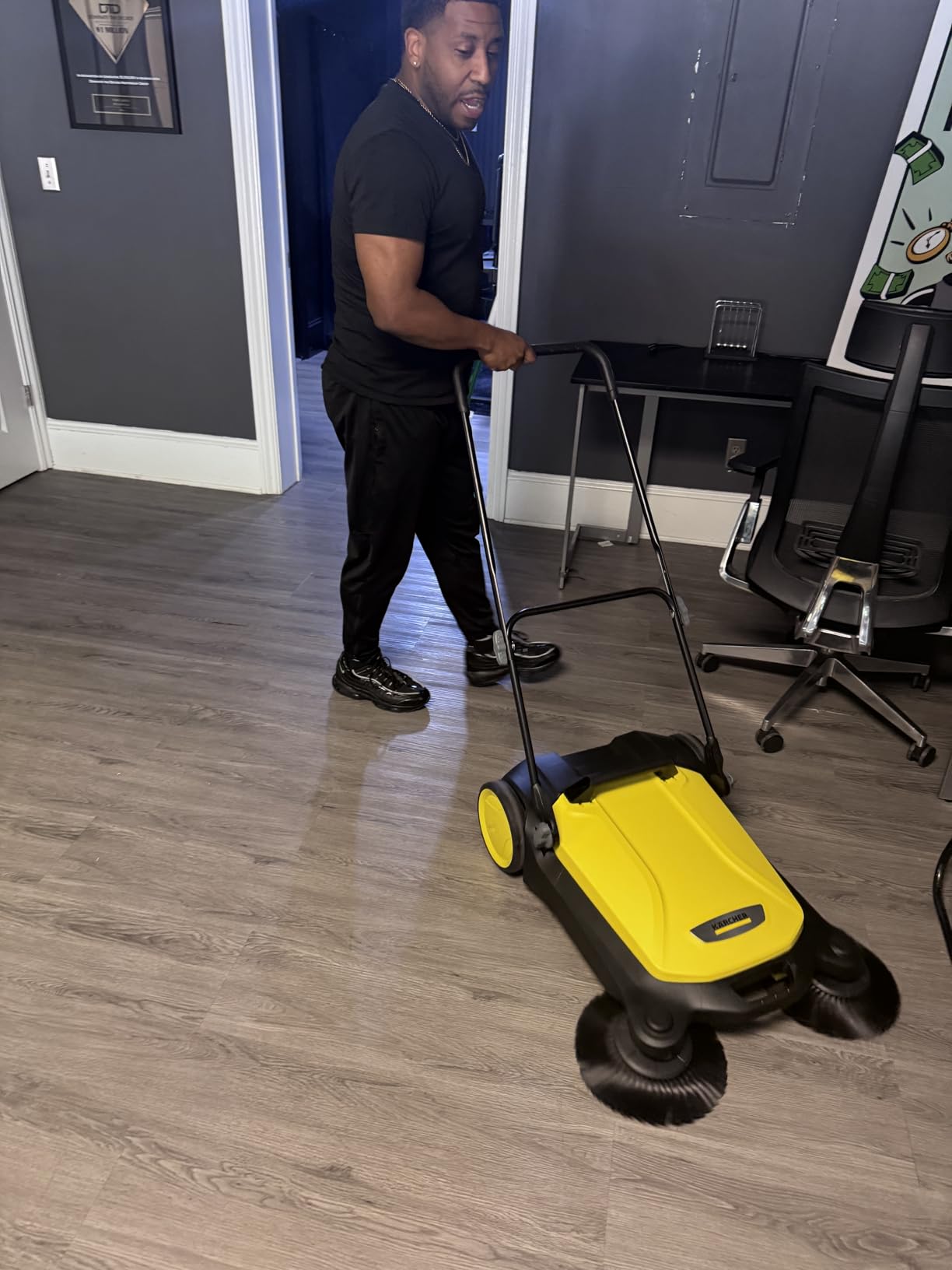 Karcher Walk Behind Outdoor Push Sweeper S 4 Twin for Workshops, Warehouses or Garages - 5X Faster Than a Push Broom, 5.25 Gallon Capacity, 26.8