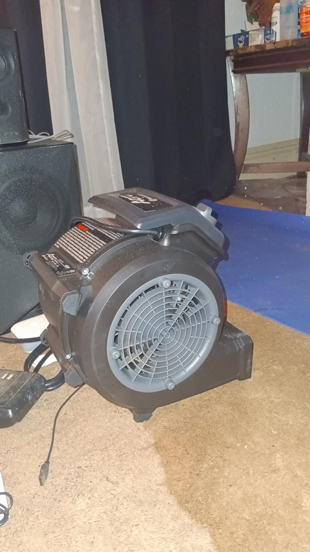 Vacmaster AM201 1101 Air Mover and Fitness Fan 550 CFM Drying and Cooling customer photo 2