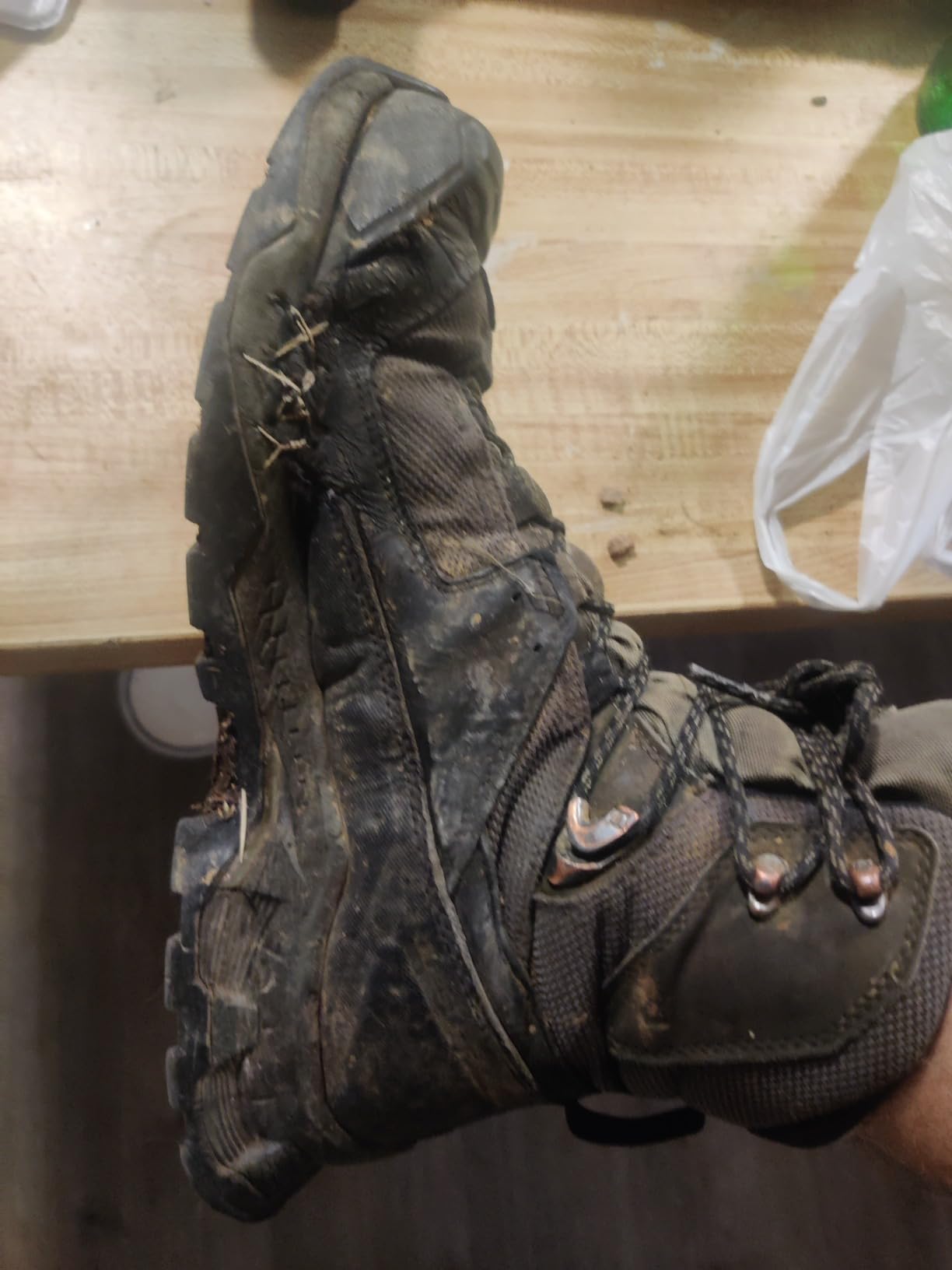 Salomon Men's Quest Element Gore-Tex, Waterproof Neutral Leather Hiking Boots customer photo 2