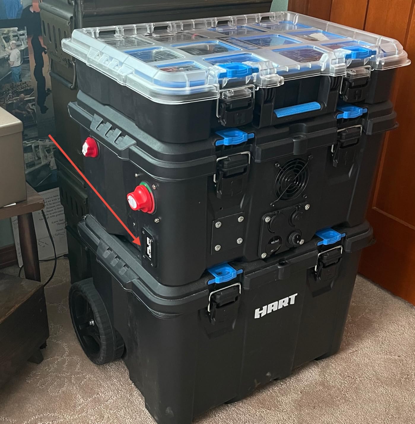 LiTime 12V 20A Lithium Battery Charger, 14.6V Output AC-DC, 0V Activation | For LiFePO4 Batteries, Anderson Connector & LED Indicator, 6 Safety Protections, Deep Cycle Charging for RVs, Homes, Off-Grid customer photo 1