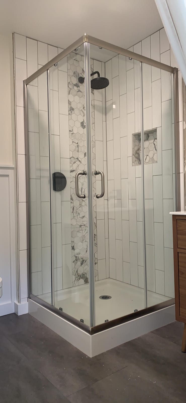 SUNNY SHOWER Corner Shower Enclosure 1/4 in. Clear Glass Sliding Shower Doors, 34 in. X 34 in. X 72 in. Bath Door, Brushed Nickel Finish Corner Shower Glass Enclosure (Shower Base Not Included) customer photo 2