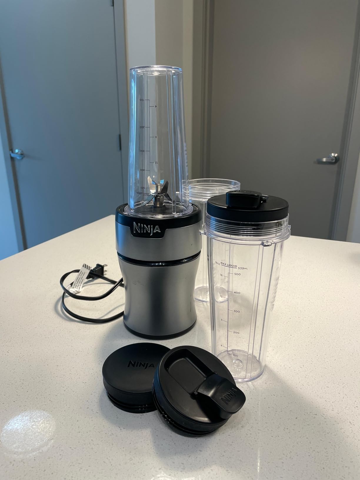 Ninja Nutri-Plus Personal Blender, 900PW, (3) 20oz Cups, Silver, BN301 customer photo 2