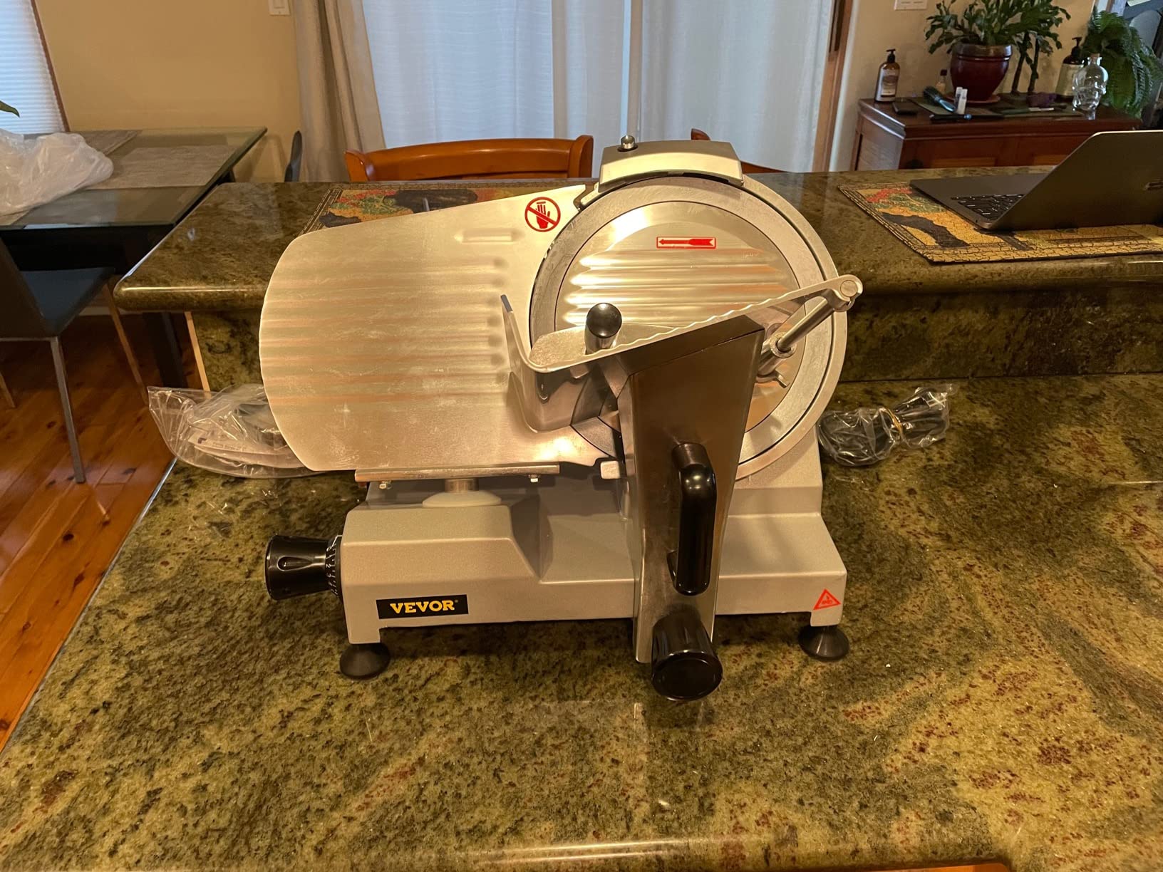 VEVOR Commercial Meat Slicer, 10 inch Electric Food Slicer, 240W Frozen Meat Deli Slicer, Premium Chromium-plated Steel Blade Semi-Auto Meat Slicer For Commercial and Home use customer photo 1