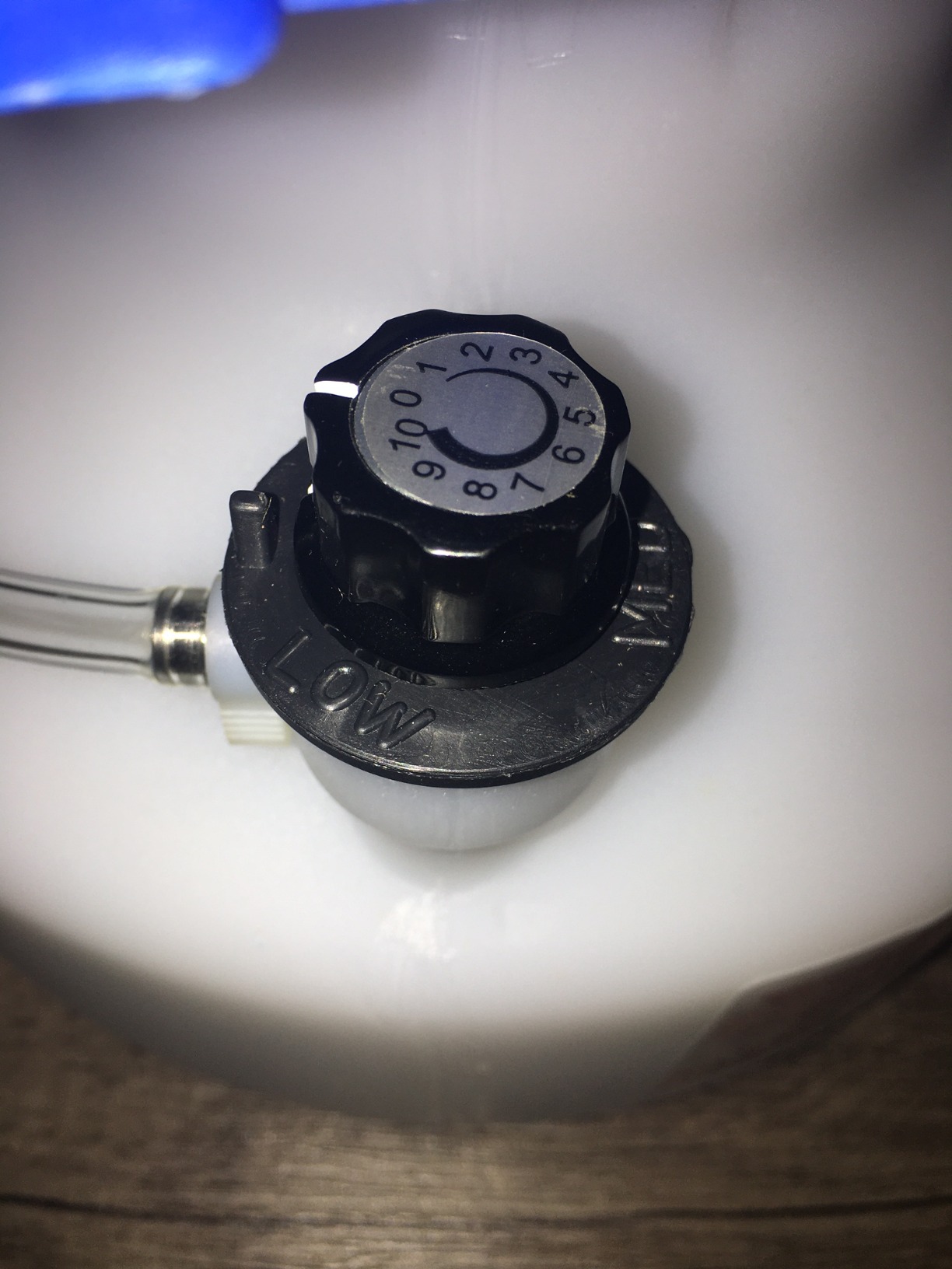 Hurricane Ultra II Corded ULV Hand Carry 1-Gallon Fogger Adjustable Particle Size 10-50 Microns customer photo 2