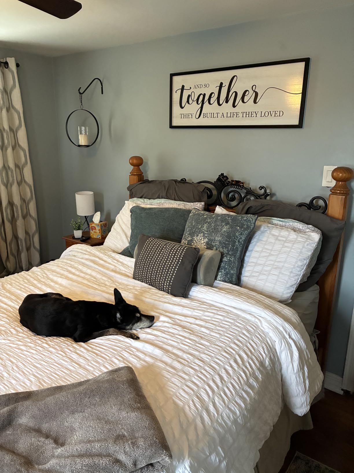 AveLom Seersucker King Comforter Set (104x90 inches), 3 Pieces - 100% Soft Washed Microfiber Lightweight Comforter with 2 Pillowcases, All Season Down Alternative Comforter Set for Bedding, White customer photo 2