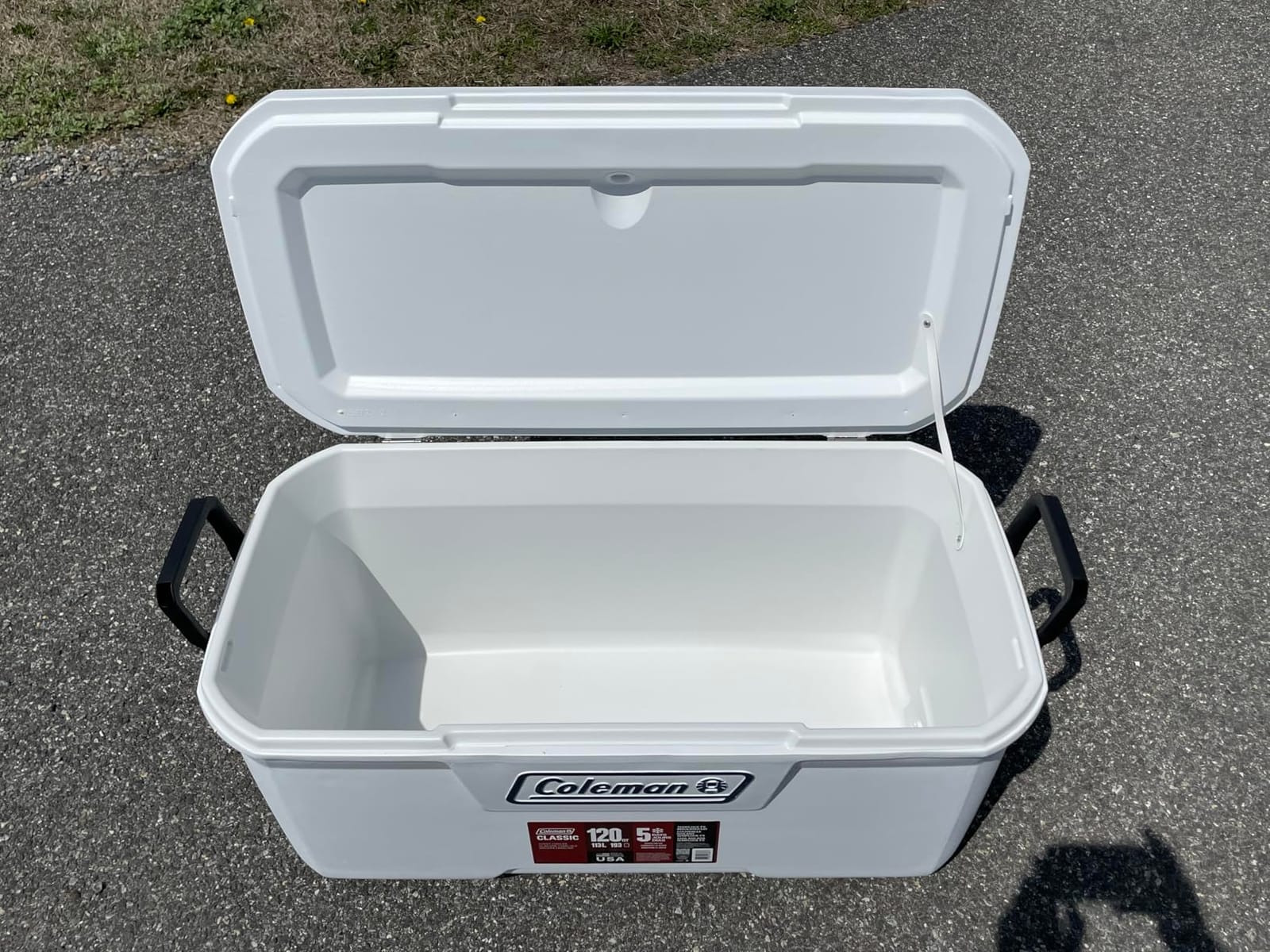 Coleman Marine Cooler with Fully Insulated UV Guard Lid & Body, Keeps Ice for 3+ Days, Great for Boating & Fishing, 52qt/100qt Wheeled/120qt Options customer photo 2