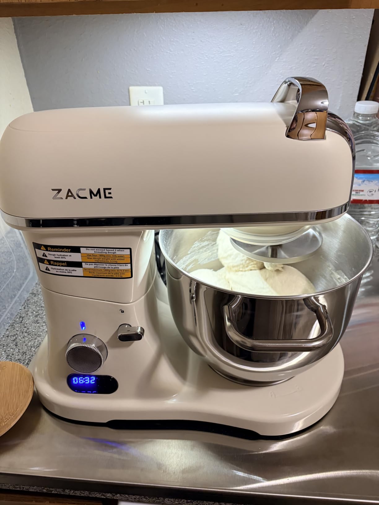 ZACME 8.4QT Commercial Stand Mixer 800W with Aluminum Die Casting Meets the Standard of NSF/ANSI 8-2023, Mixers Kitchen Electric Stand Mixer with Stainless Steel 8L Bowl, Dough Hook, Whisk and Beater customer photo 1