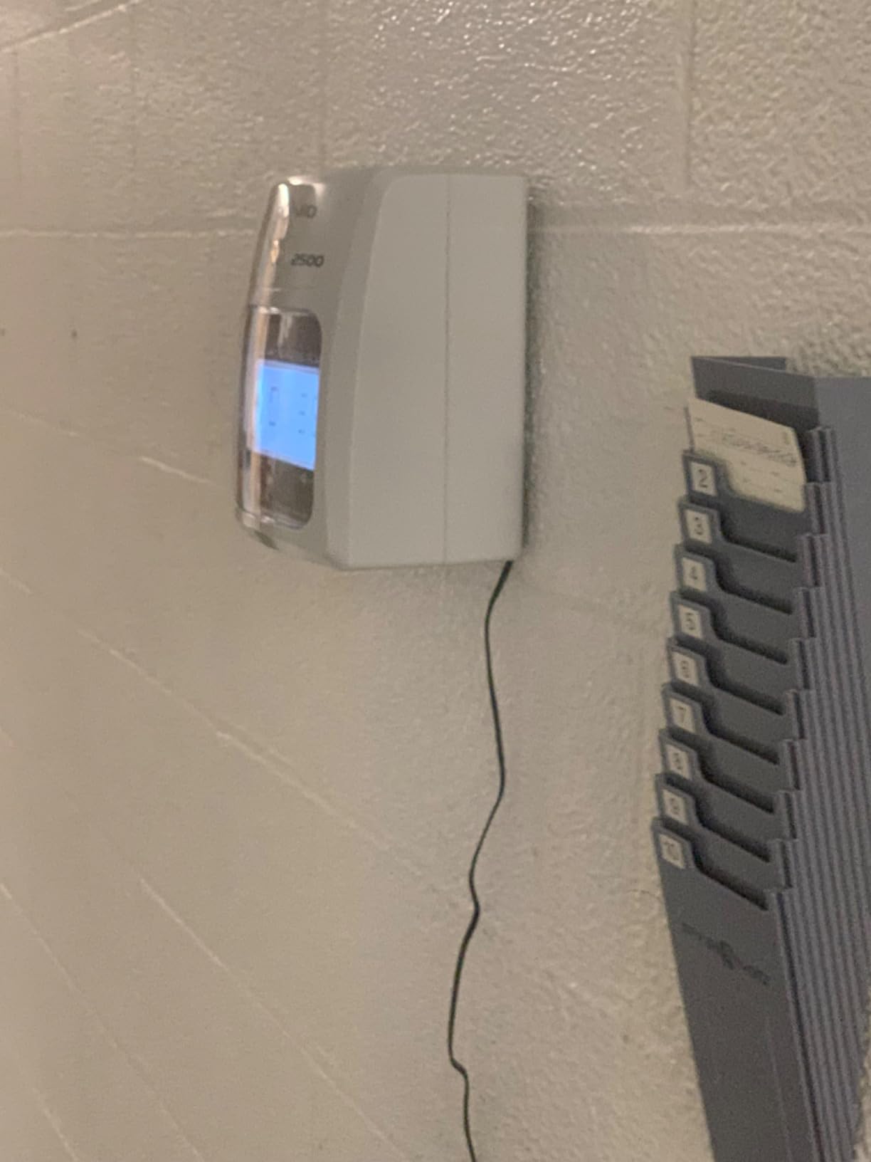 Pyramid Time Systems 2500 Auto-Aligning Time Clock Bundle [2500K1] | Employee Time Clock, for Small Business, System With 100 Time Cards, 2 Ribbon Cartridges, 10-Slot Rack & Security Keys customer photo 1