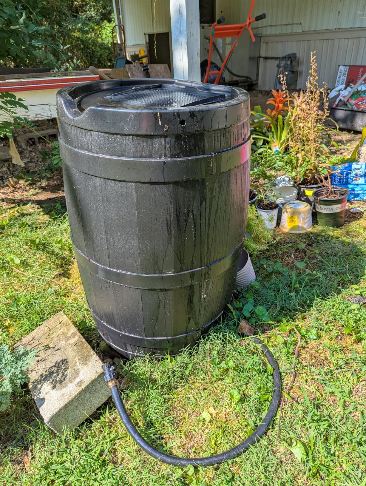 FCMP Outdoor RC45 45-Gallon Rain Barrel, Flat-Back Gutter Downspout Collector, Black - Includes 3.5-ft Hose, Shut-Off Valve & Debris Screen for Garden Rainwater Harvesting customer photo 2