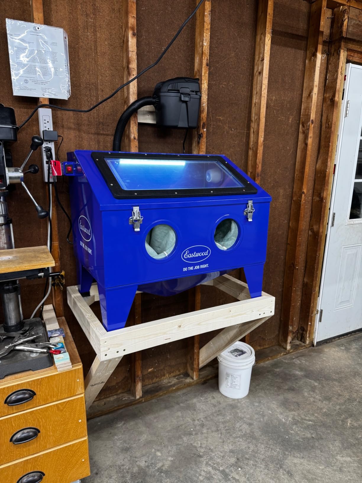 Eastwood B60 Sand Blasting Cabinet | Steel Sand Media Blaster Cabinet Kit | for Paint Removal, Metal Restoration, Rust Removal, Sandblasting | Holds Up to 120 Lbs of Abrasive Media customer photo 1