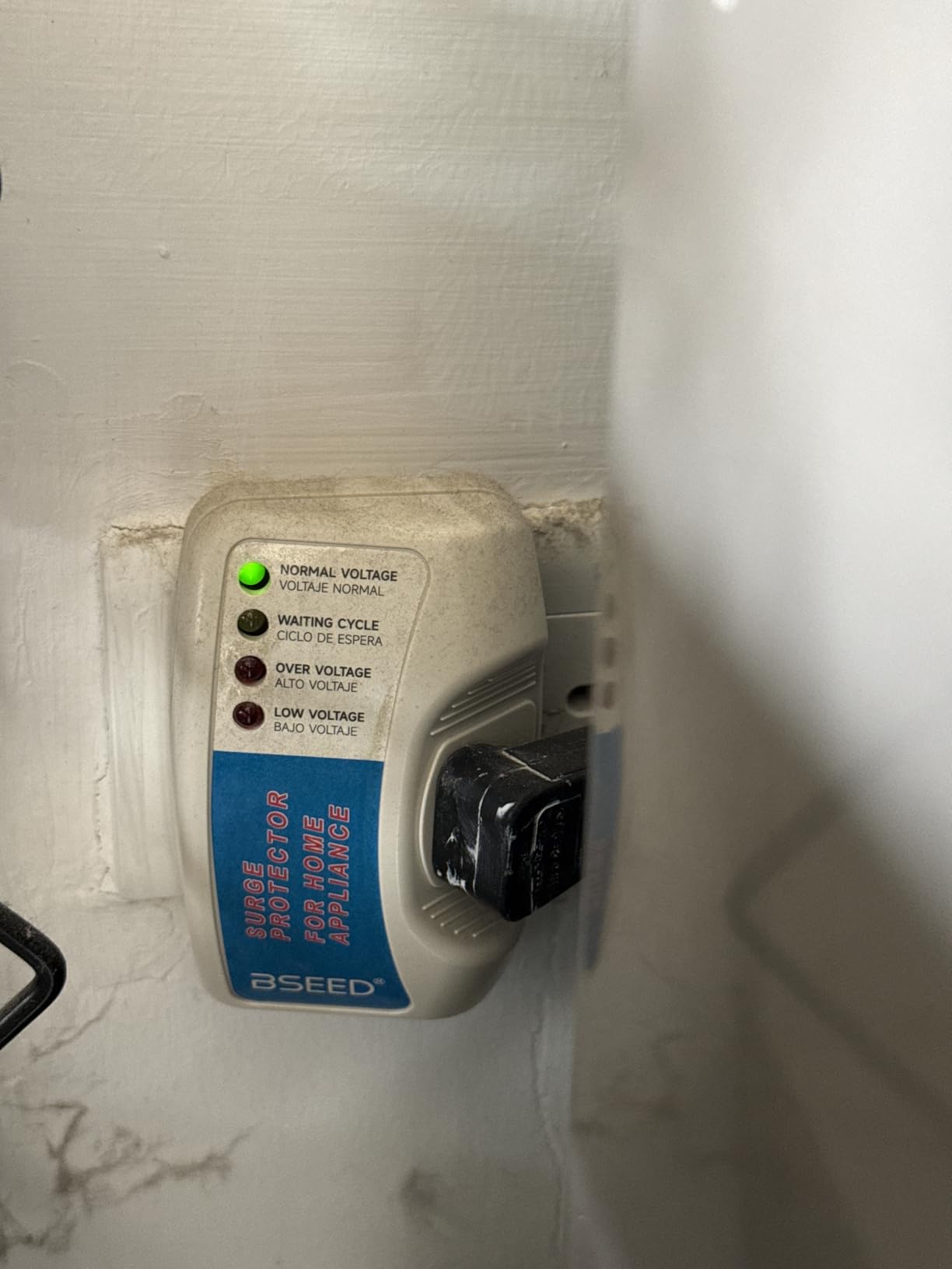 BSEED Surge Protector Home Appliance, Single Outlet Power Voltage Protector, Voltage Brownout Outlet Surge Refrigerator 1440 Watts, Voltage Brownout Plug Outlet, 1875W, 125V, 15A (1 Pack) customer photo 2