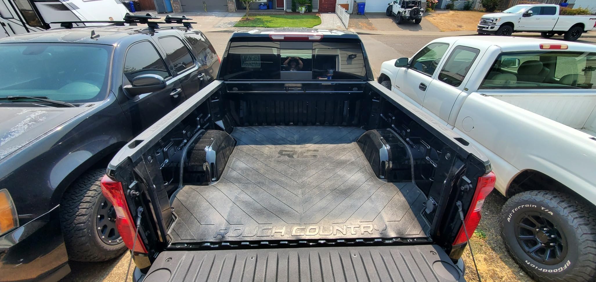 Rough Country Truck Bed Mat for Chevy Silverado & GMC Sierra 1500 (2019-2026) - Fits 5'10