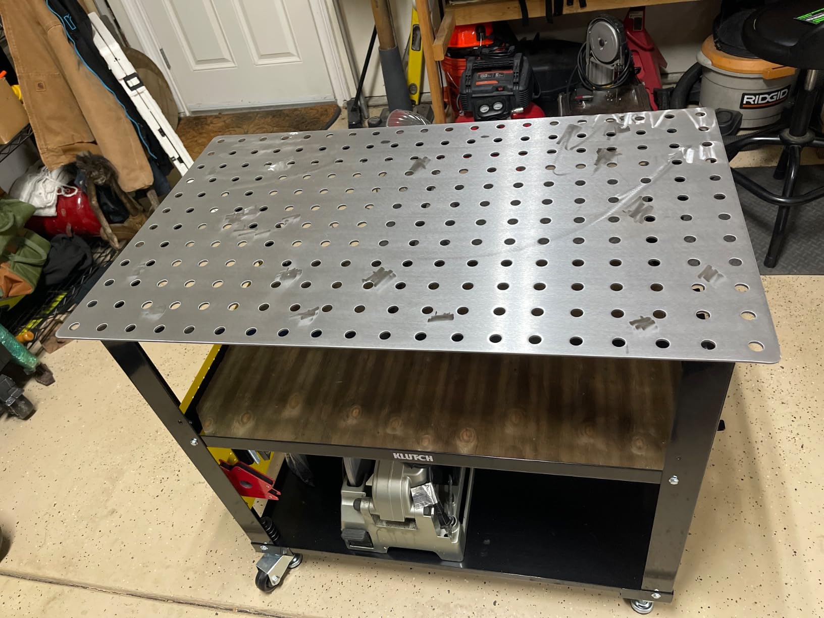 Klutch Mobile Welding Workstation, 26-Pc. Fit-Up Kit, 600-Lb. Capacity, 40in. x 24in. table customer photo 2