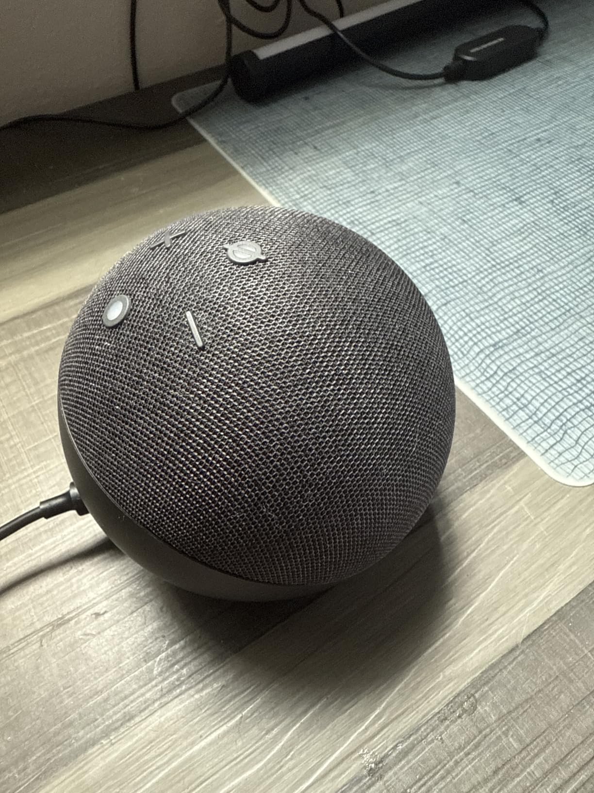 Amazon Echo Dot (newest model) - Vibrant sounding speaker, Designed for Alexa+, Great for bedrooms, dining rooms and offices, Charcoal customer photo 1