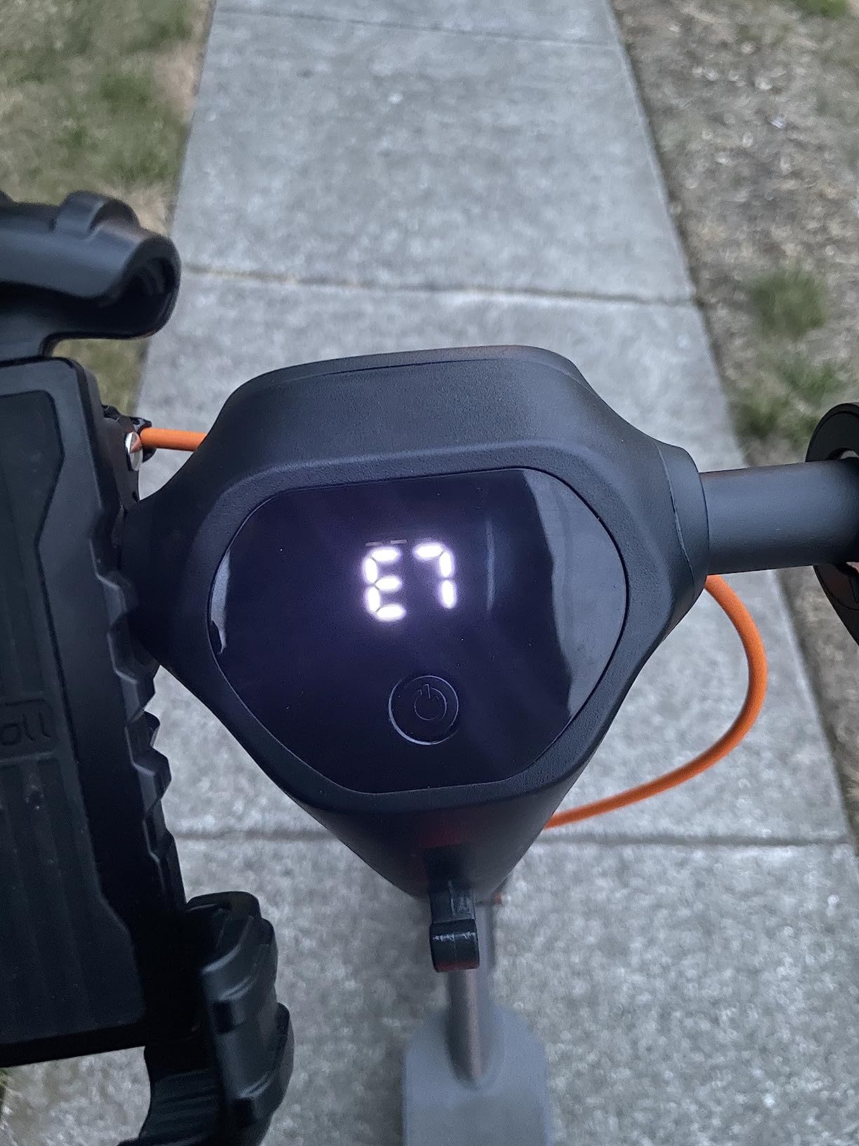 Hiboy S2 MAX Adult Electric Scooter, 500W Motor, 40.4 Miles Long Range customer photo 1