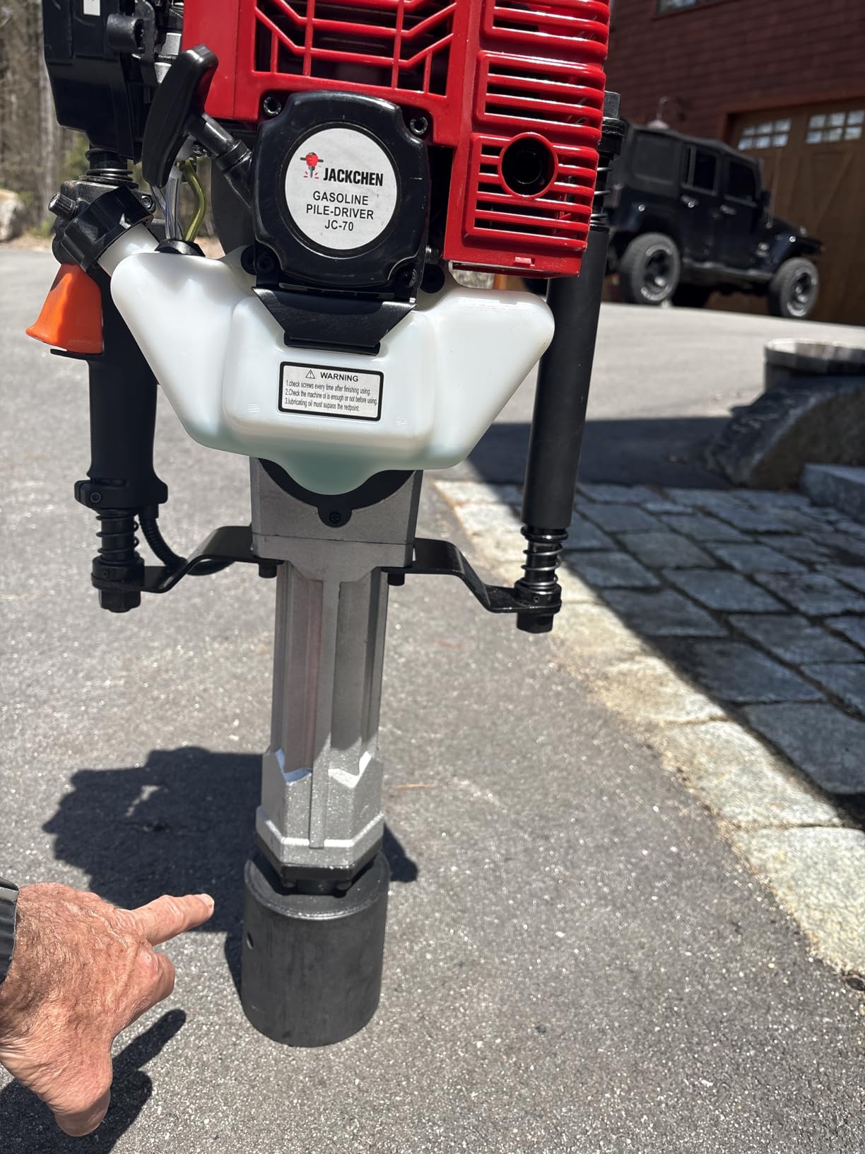 52cc Gas T Post Driver, 1900W 2 Stroke Fencing Tool with 2 Sleeves | Heavy Duty, 6500RPM, 55J Impact, 2 Sleeves Included (55mm/70mm), Ergonomic Handle, Post Pounder for Farm, Ranch, Construction customer photo 1
