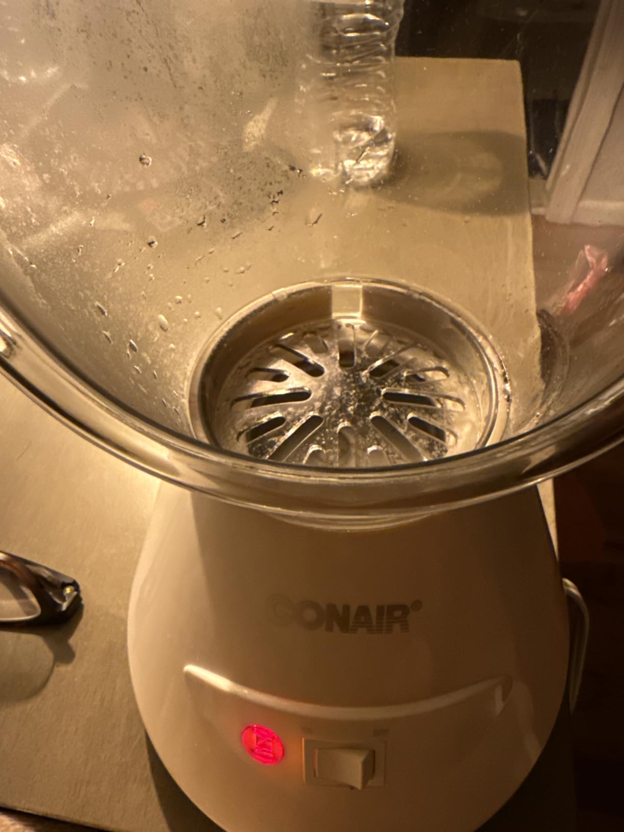 True Glow by Conair Moisturizing Mist Facial Steamer, Warm Steam Face Sauna for Deep Pore Cleansing & Hydration, Home Spa Skin Care System, Model MDF8 customer photo 1