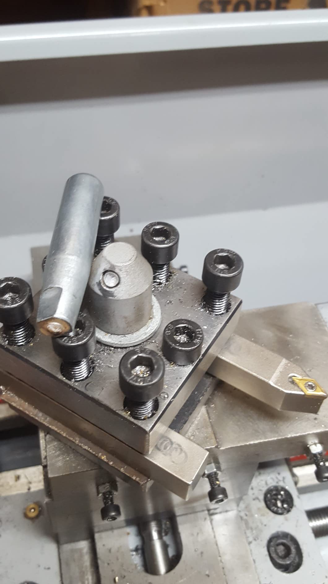 VEVOR Metal Lathe 8.7 x 29.5 Inch/220 x 750MM Mini Metal Lathe 1.1KW Infinitely Variable Speed Mini Lathe Machine LED Screen for Counter Face Turning Drilling customer photo 2