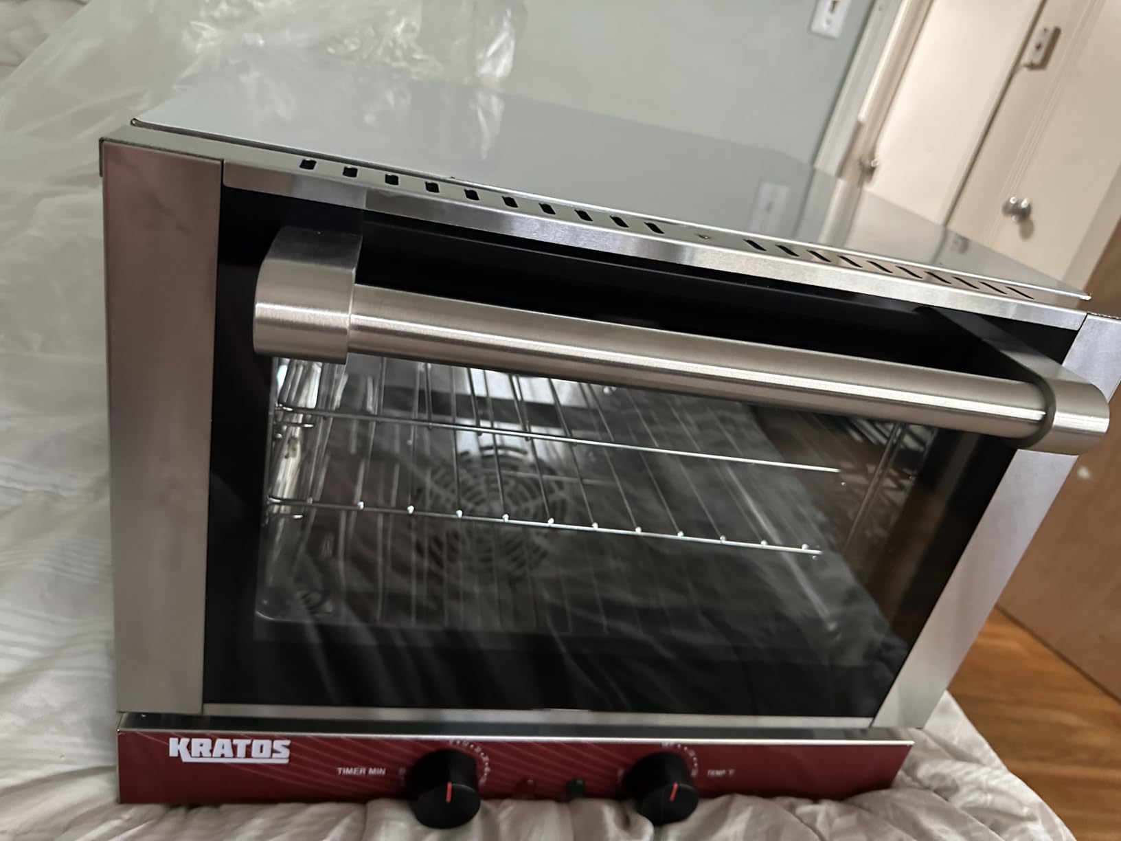 Kratos Commercial Oven, Quarter Size Electric Countertop Convection Oven, Holds Three Quarter Size Sheet Pans, 120V (29M-001) customer photo 2