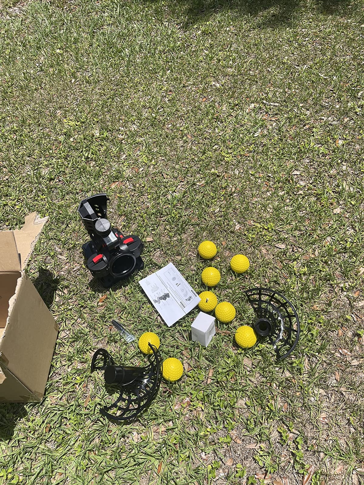 Furlihong 3801BH Upgraded Electronic Baseball Pitching Machine for Beginner customer photo 1