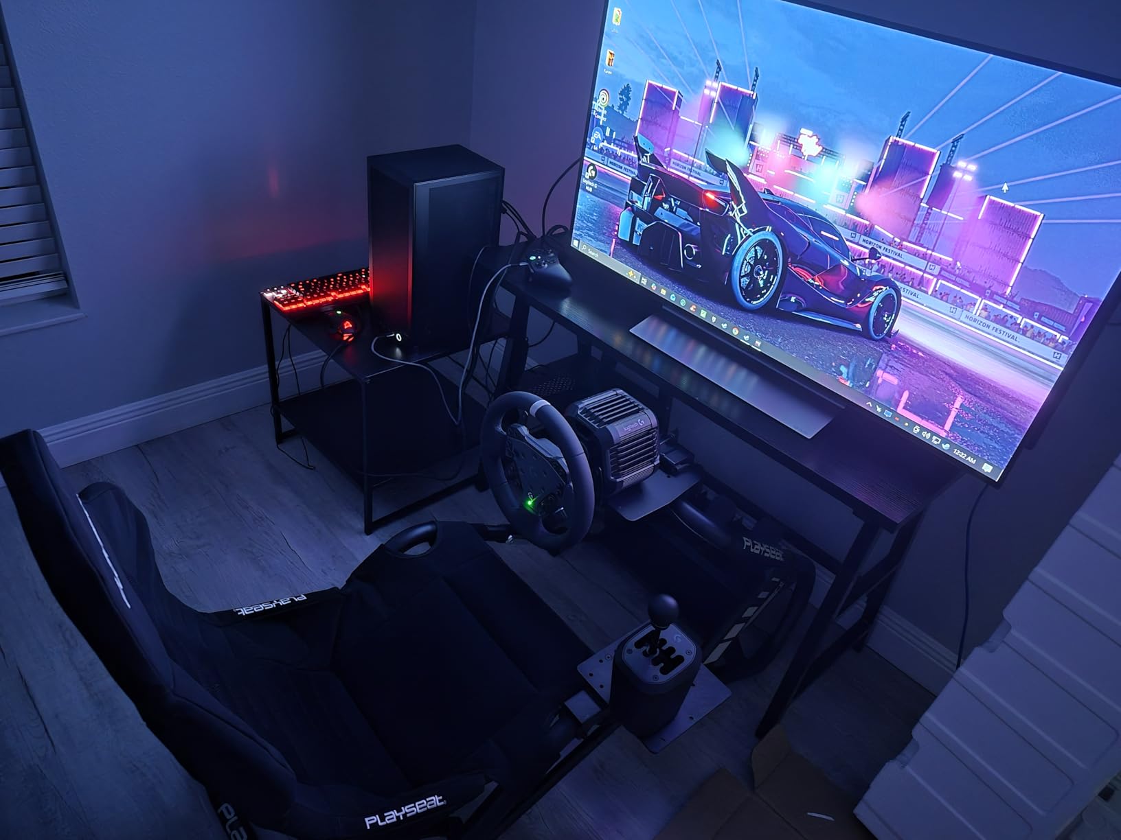 PLAYSEAT Trophy Sim Racing Cockpit | High Performance Racing Simulator Cockpit | Supports Direct Drive | Compatible with All Steering Wheels & Pedals customer photo 1