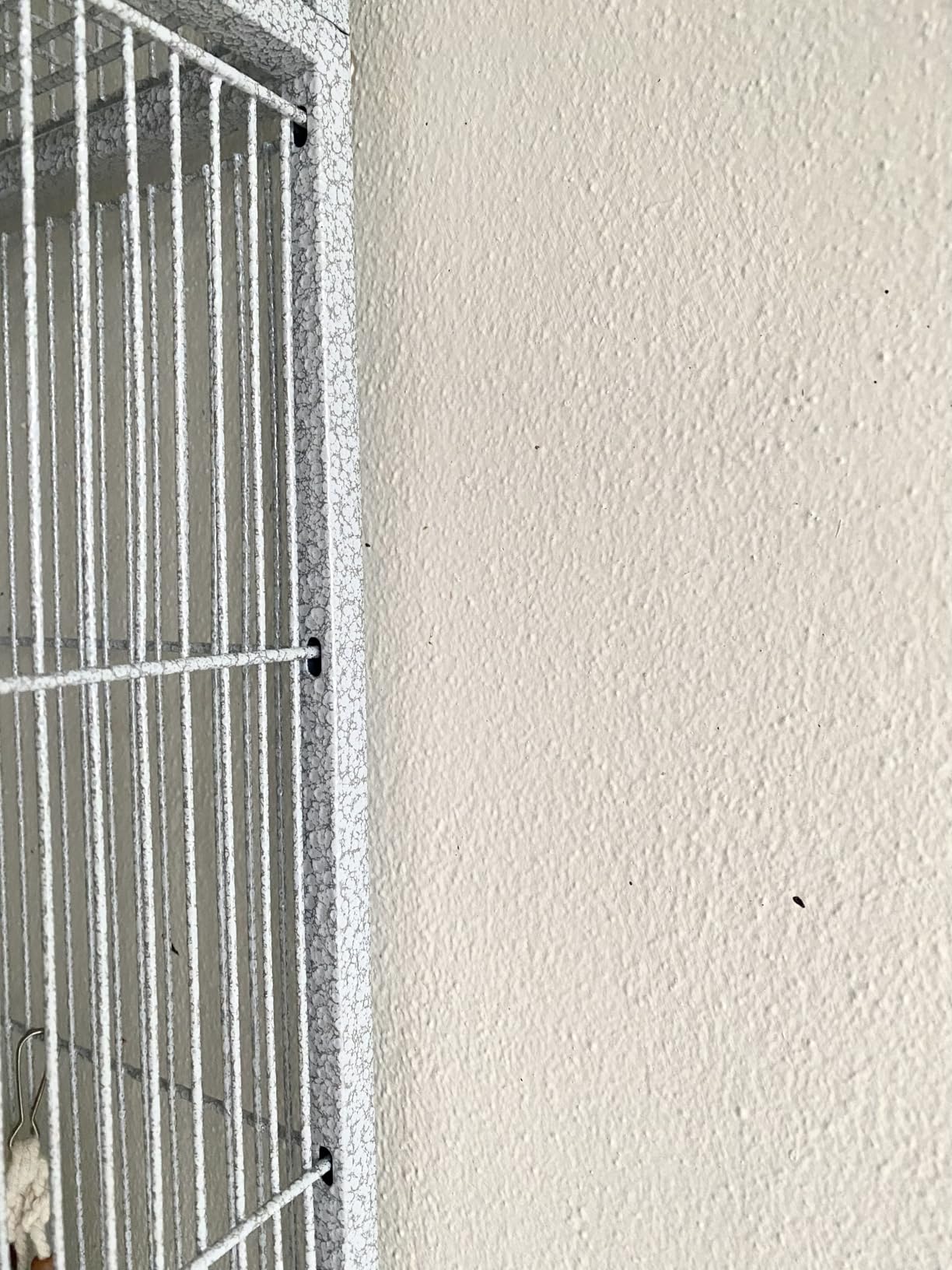 Yaheetech 69'' Extra Large Bird Cage Metal Parrot Cage w/Detachable Stand for Mid-Sized Parrots Cockatiels Conures Parakeets Lovebirds Budgie Finch, White customer photo 1
