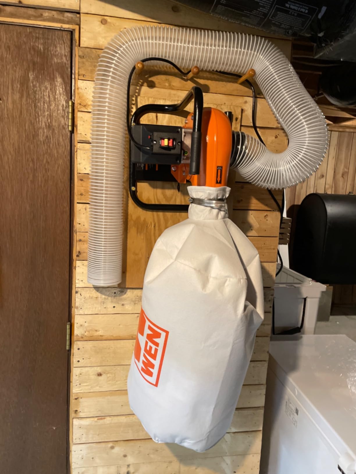 WEN DC3401 Woodworking Dust Collector, 5.7-Amp Motor with 12-Gallon Bag, Mobile Base, and Optional Wall Mount customer photo 1