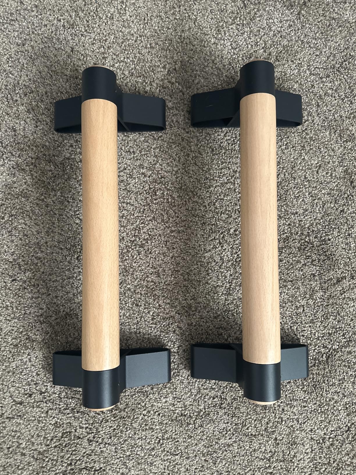 SELEWARE Wood push up bars Parallettes bars Anti-slip Handstand Bars for Calisthenics, Fitness, Floor workouts Solid Wood with Sturdy Metal Bracket, Support 600 lbs customer photo 1