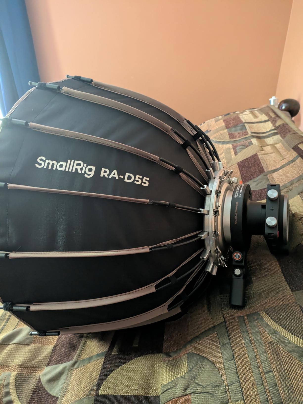 SMALLRIG Parabolic Softbox Quick Release, Parabolic Softbox, Compatible with SmallRig RC 120D/RC 120B/RC 220D/RC220B and Other Bowens Mount Light (33.5inch/85cm) customer photo 1