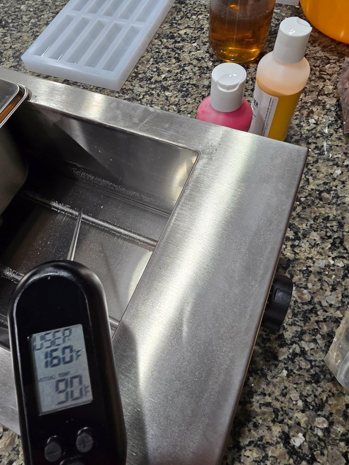 ALDKitchen Chocolate Melting Pot - Commercial Stainless Steel Electric Chocolate Melter, 1 Large Tank + 2 Extra Small Tanks, Adjustable Temp 86-185 °F for Desserts & Candy customer photo 2