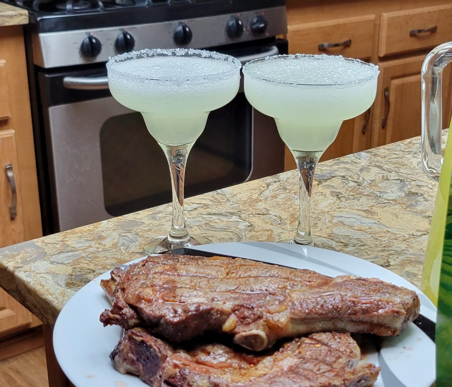 Glaver's Margarita Glasses Set Of 4, 10 oz. Bar Glasses for Cocktails, Martini, Margarita, Dessert, and Everyday Use Crystal Clear Classic Martini Glasses, Dishwasher safe. customer photo 2
