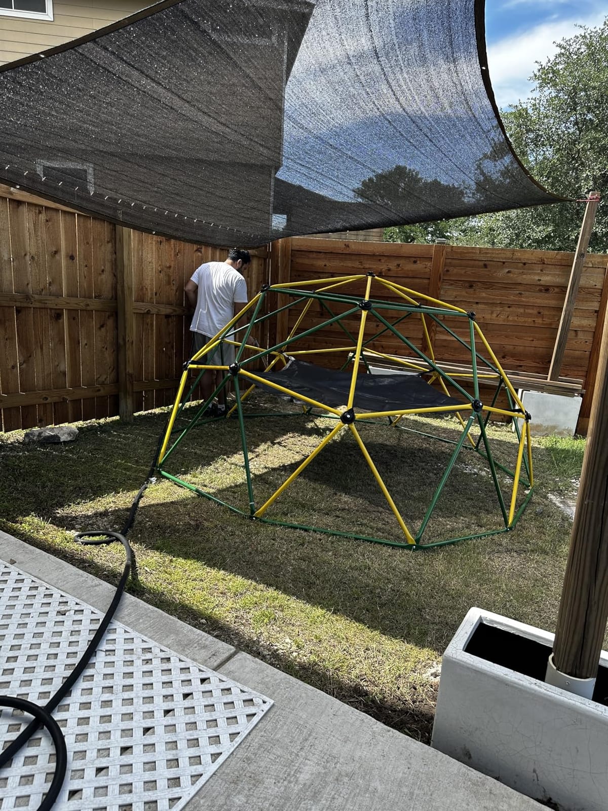 GIKPAL Climbing Dome, Upgraded 6FT Geometric Dome Climber with Climbing Grip for Kids Indoor Outdoor Play Equipment, Supports 600LBS Jungle Gym Playground customer photo 2