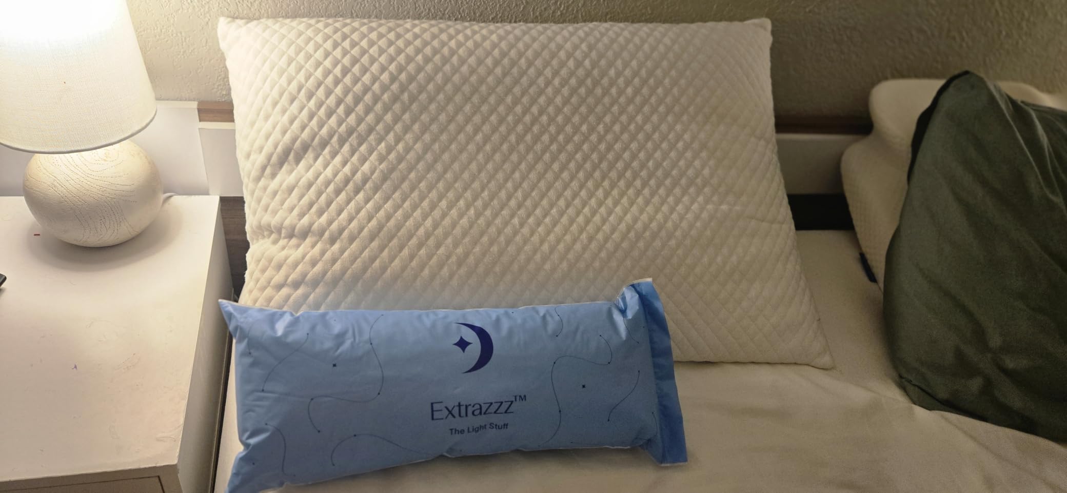 DreamyBlue Signature Pillow w/Adjustable Loft Shredded Memory Foam Fill Neutral Alignment for Side, Back, and Stomach Sleepers Washable Bamboo Rayon Cover CertiPUR-US Certified Foam (Queen) customer photo 2