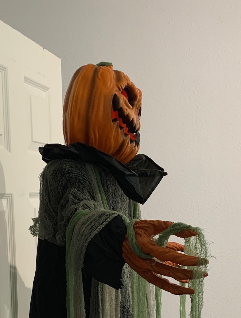 Halloween Decorations Outdoor - 6 Ft. Large Animated Root of Evil Prop with Spooky Sound - Sound & Touch Activated Sensor - Animatronic Scary Props Decor for Home Party Indoor Outside Yard Decoration customer photo 1