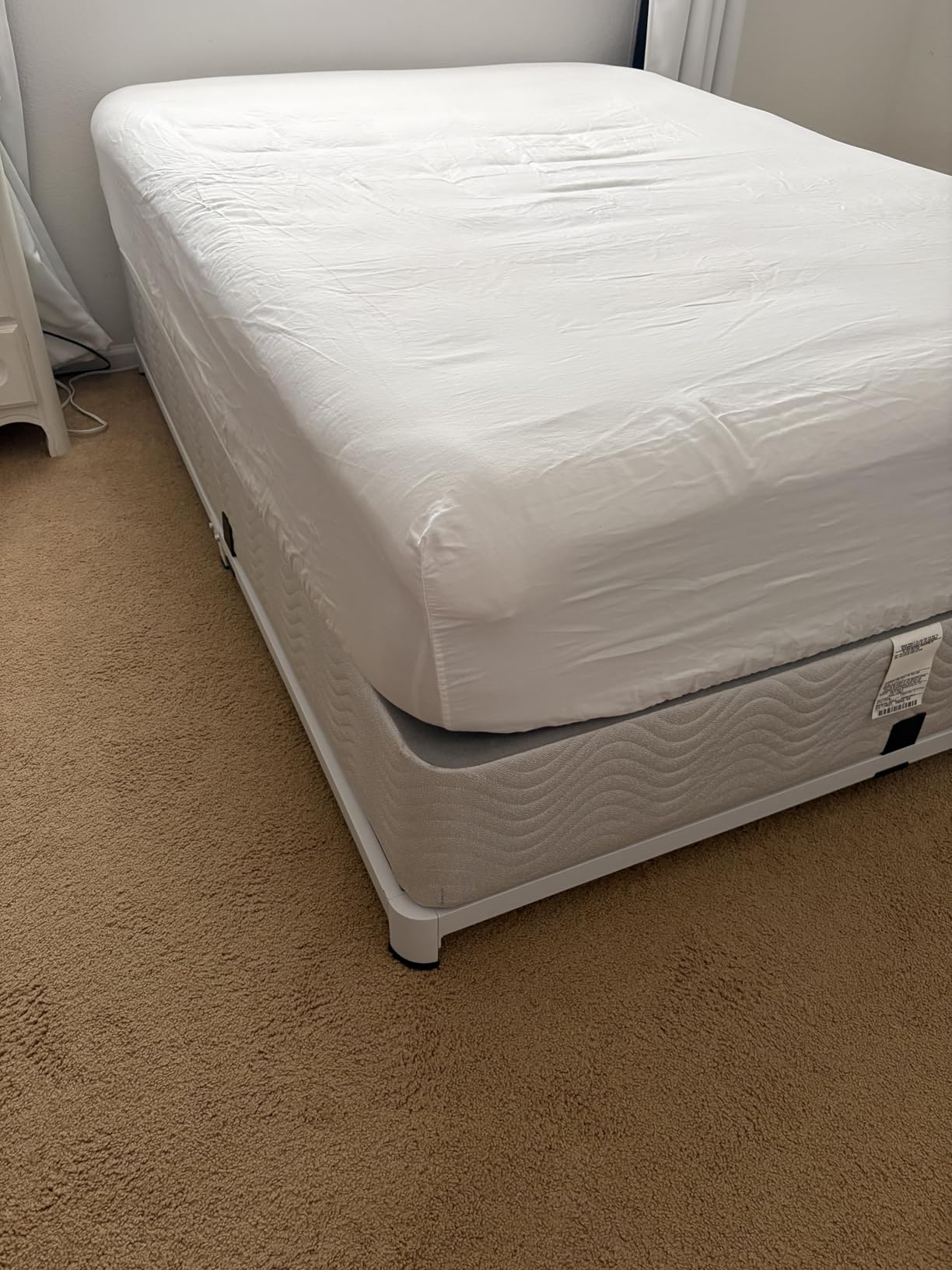MAF 14 Inch Queen Metal Platform Bed Frame with Round Corner Legs - 3000 LBS Heavy Duty Steel Slat Support, Noise Free, No Box Spring Needed, Easy Assembly, 12.4