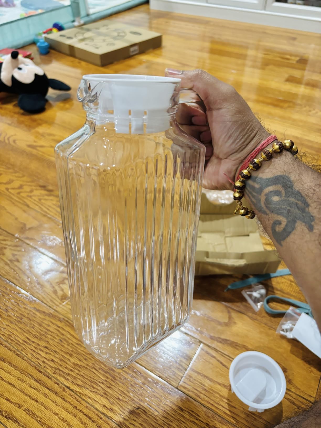 68oz Glass Pitcher with Lid (2 Lids), Rectangle Beverage Serveware and Storage Container for Cold Drinks and Liquids, Water Containers, 2 Quart Pitcher with Lid for Kool Aid and Lemonade customer photo 2