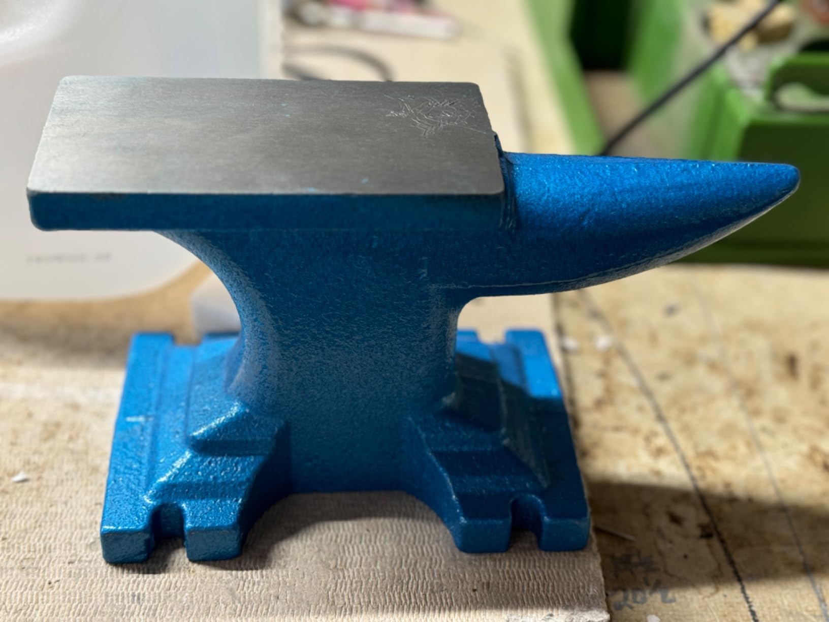 HimaPro Single Horn Anvil for Blacksmith Blue - Cast Iron Anvil- A Wonderful Tool for Jewelry Making and Metal Stamping (24 LBS) customer photo 2