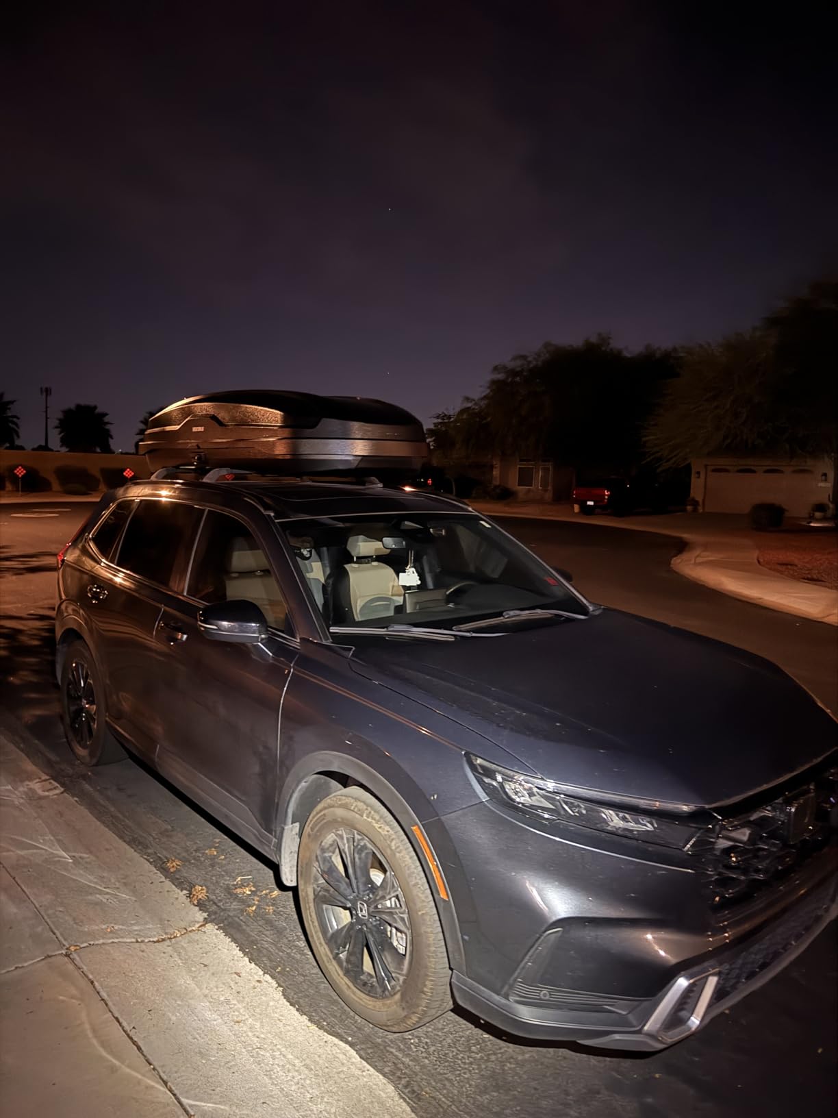 Yakima SkyBox NX 18 Roof Top Cargo Carrier, 18 Cubic Feet, Black - Vehicle Rooftop Hard Shell Travel Storage Box with Dual Sided Opening, SKS Locks and Universal Mounting customer photo 1