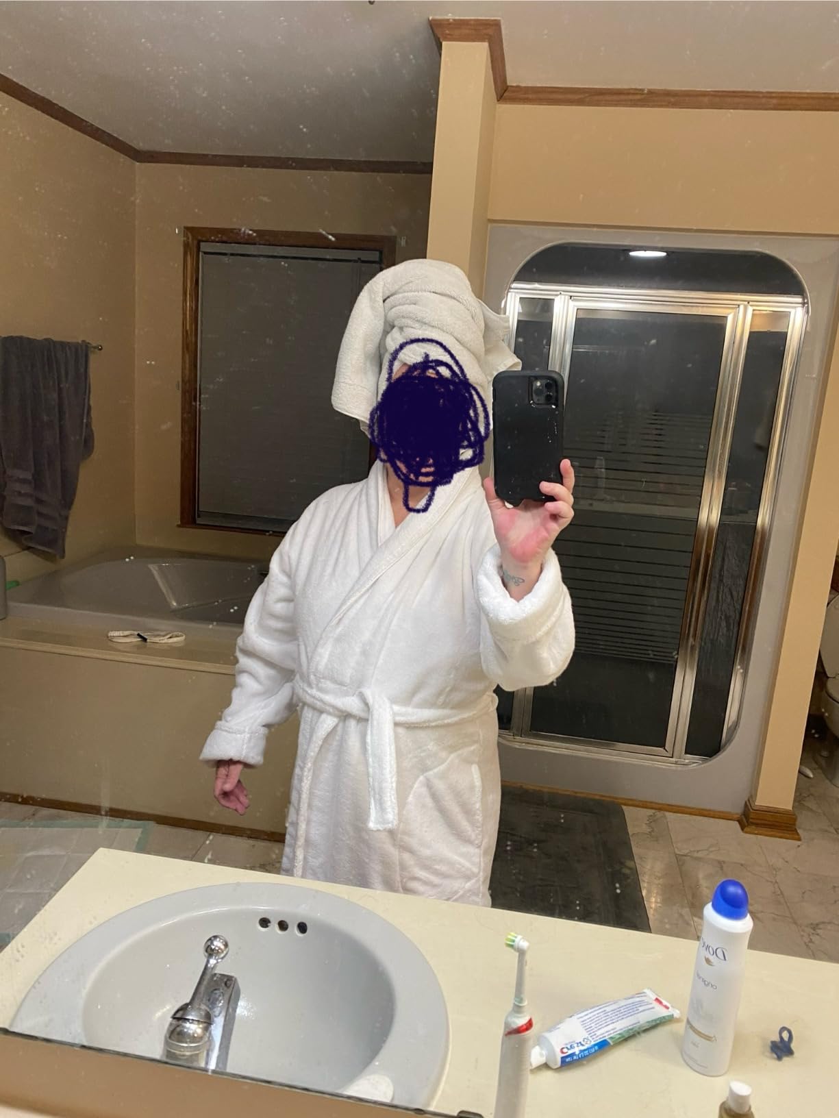 Brooklinen Luxury Cotton Bath Robe, OEKO-TEX Certified, Plush & Machine Washable - Premium Turkish Plush Robes customer photo 2