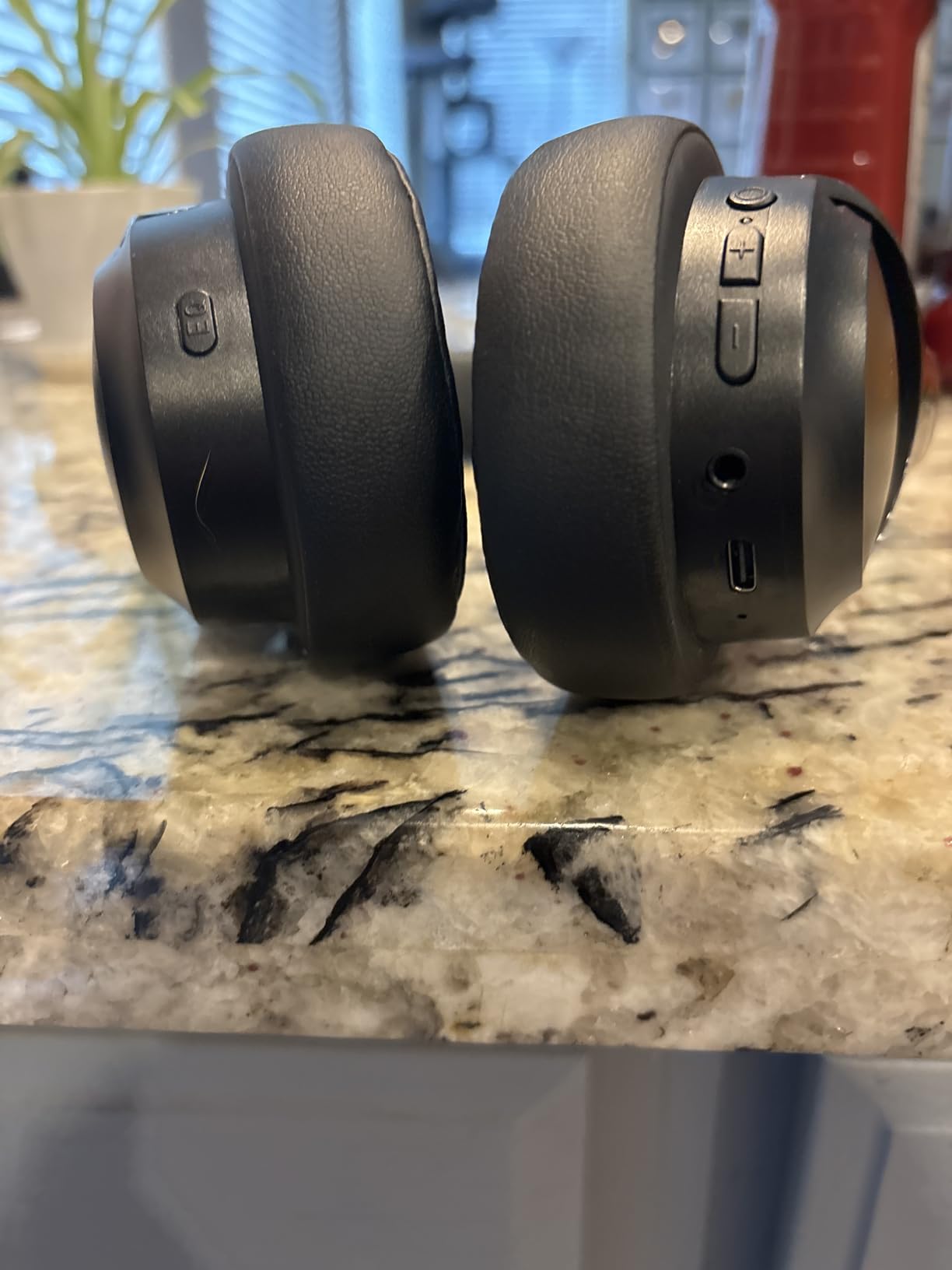 BERIBES Bluetooth Headphones Over Ear Wireless HiFi Stereo Headsets 65H 6EQ customer photo 2