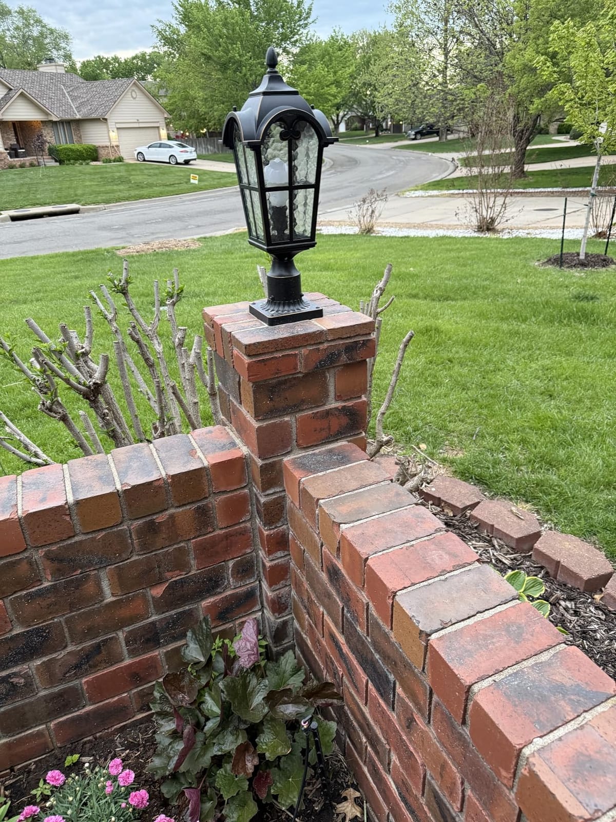 EDISHINE Large Size Dusk to Dawn Outdoor Post Light, 21.9'' H 120V Pole Light Fixture with Pier Mount Base, Waterproof Exterior Lamp Post Lantern Head for Yard, Driveway, Fence, Black, Hardwired customer photo 1